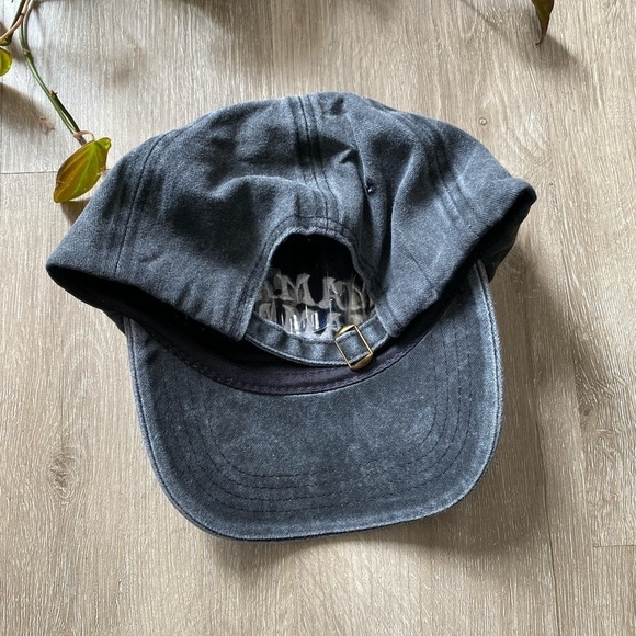 MAMA Embroidered Baseball Hat Vintage Adjustable Peaked Gray Distressed - Picture 4 of 4